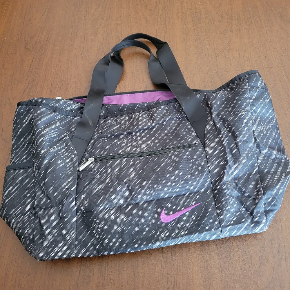 Nike One Luxe training bag luggage carry one womens' training tote bag